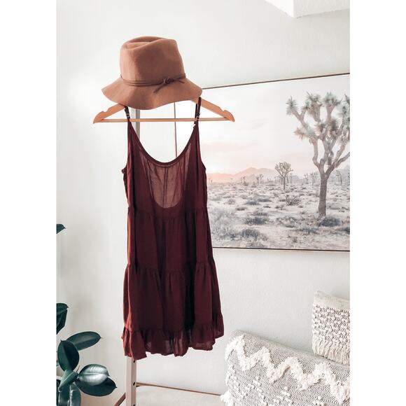 Brandy Melville twirling heart jada burgundy flowy mini dress - Picture 4 of 8